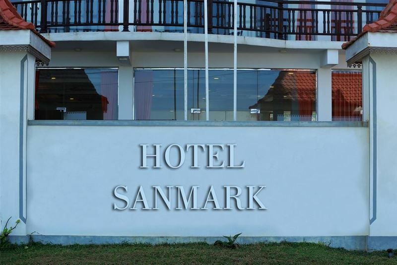 Фото Sanmark Luxury Hotel Ahangama 3*